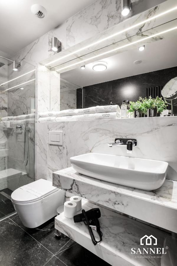 Apartament Prestige Z Dostepem Do Basenow,Strefy Saun,Jacuzzi - Pinea Apartments Pobierowo-Sannel Apartments For Rent מראה חיצוני תמונה